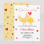 Een klein kuiken is op weg naar het baby shower kaart (Voorkant / Achterkant)