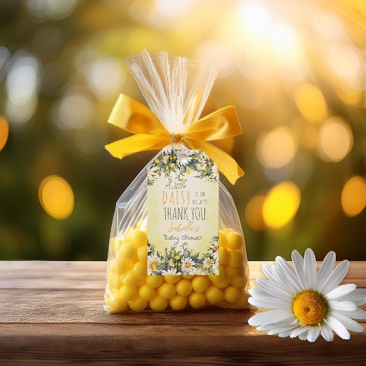 Een Klein Madeliefje Is Op Weg Bloemige Baby Showe Cadeaulabel