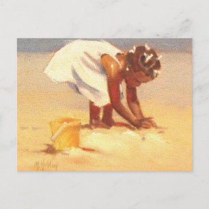 Een klein meisje dat zand speelt briefkaart