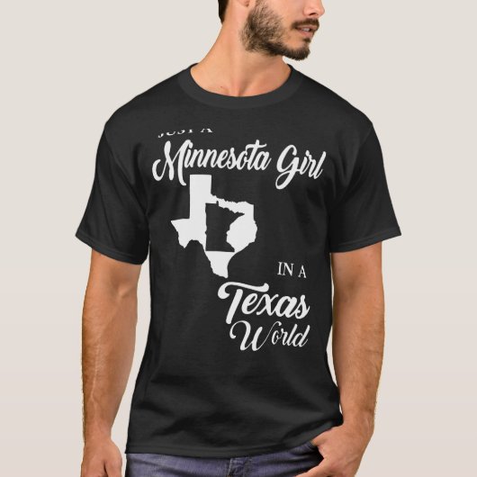 Een klein meisje in een Texas wereld T-shirt (Voorkant)