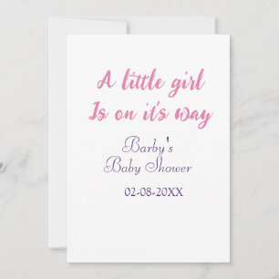 Een klein meisje is op komst baby shower roze naam kaart