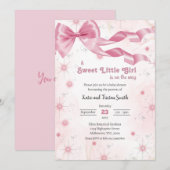 Een klein meisje is op weg naar het Baby shower Kaart (Voorkant / Achterkant)