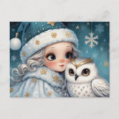 Een klein meisje knuffelt een witte uil feestdagenkaart (Voorkant)
