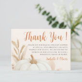 Een klein pompoen Herfst Baby shower dank u kaart (Staand voorkant)
