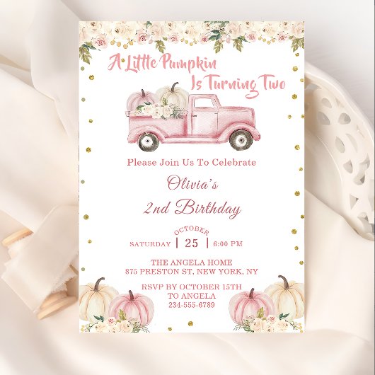 Een klein pompoen meisje 2e verjaardag kaart