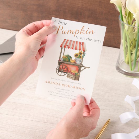 Een klein pompoentje is op komst Baby Shower Vellum Uitnodigingen (Draagbaar)