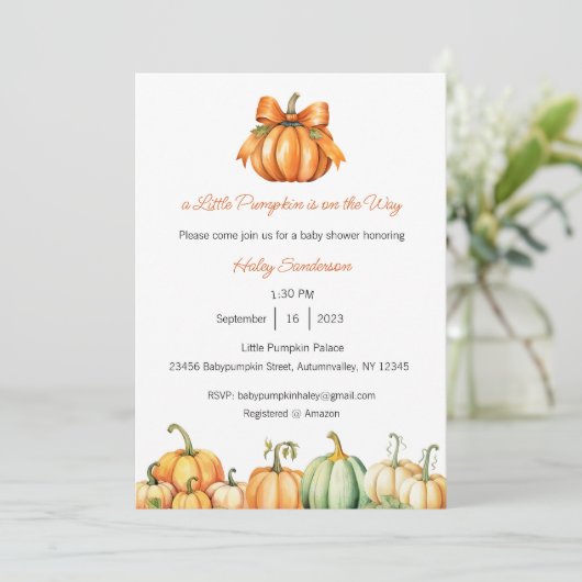 Een klein pompoentje is op komst Uitnodiging, Baby Kaart (Staand voorkant)