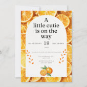 Een klein schatje is op komst uitnodiging (Voorkant)