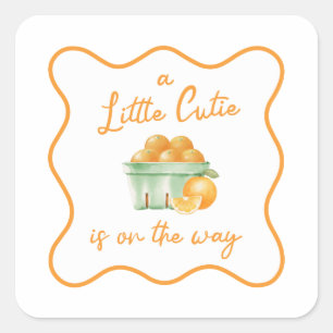 Een klein schattig oranje baby shower vierkante sticker