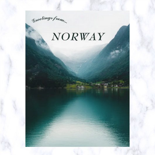 Een klein Vissend dorp in Årdal Noorwegen Briefkaart