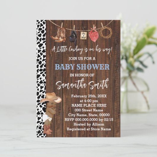 Een Kleine AA Cowboy Is Op Weg Western Baby Shower Kaart (Staand voorkant)