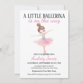 Een kleine ballerina is op weg naar het Baby showe Kaart (Voorkant)