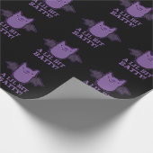 Een kleine Batty Funny Baby Bat Pun Dark BG Cadeaupapier (Hoek)