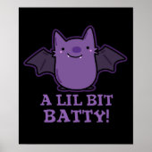 Een kleine Batty Funny Baby Bat Pun Dark BG Poster (Voorkant)