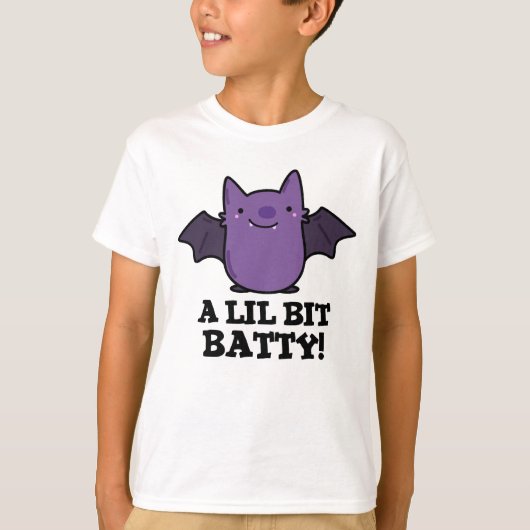 Een kleine Batty Funny Baby Bat Pun T-shirt (Voorkant)