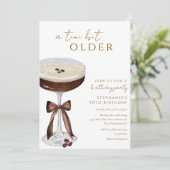 Een kleine beetje oudere elegante espresso martini kaart (Staand voorkant)