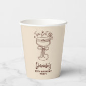 Een kleine beetje oudere espresso martini 30e verj papieren bekers (Achterkant)