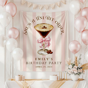 Een kleine beetje oudere Espresso Martini verjaard Wandkleed