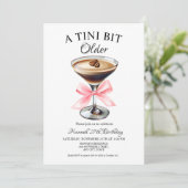 Een kleine beetje oudere Martini verjaardag uitnod Kaart (Staand voorkant)