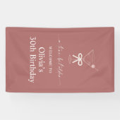 Een kleine beetje oudere Martini verjaardag welkom Spandoek (Horizontaal)