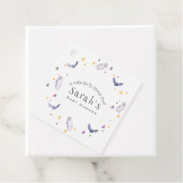 Een kleine boe heeft bijna een Halloween Baby show Bedankjes Labels