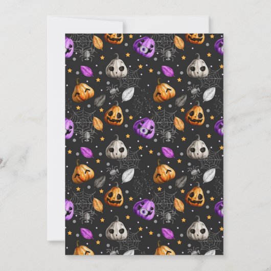 Een kleine boe heeft bijna een Halloween Baby show Kaart (Achterkant)