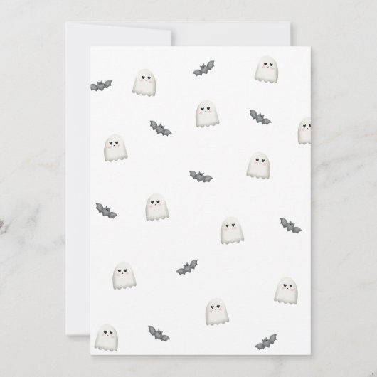 Een kleine boe heeft bijna een Halloween Baby show Kaart (Achterkant)