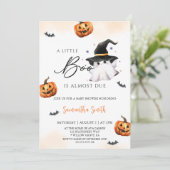 Een kleine boe is bijna verwant Baby shower Kaart (Staand voorkant)