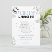 EEN KLEINE BOO KOMT ER BINNENKORT BABY SHOWER UITN KAART (Staand voorkant)