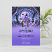 Een kleine boo spook Paarse Halloween verjaardagsf Kaart (Staand voorkant)