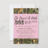 Een kleine Doe is onderweg. Camo Invite Kaart (Voorkant)