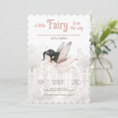 "Een kleine fee is onderweg" Baby shower Kaart (Staand voorkant)