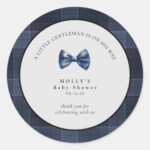 Een kleine heer is op weg naar het Baby shower Ronde Sticker