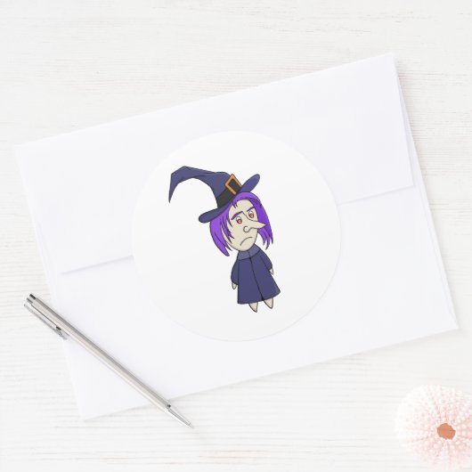 Een kleine heks ronde sticker (Envelop)