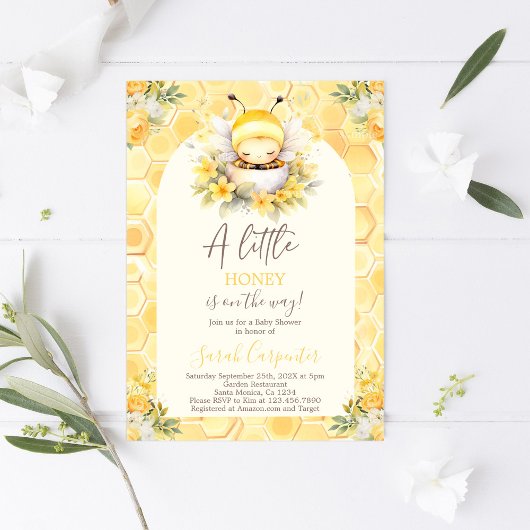Een kleine honing Baby shower uitnodiging