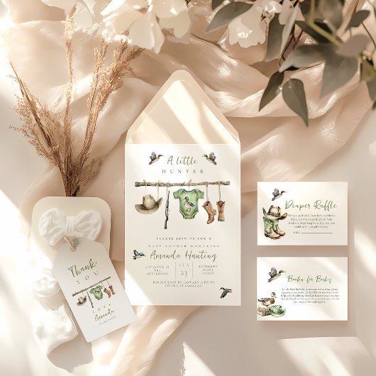 Een kleine jager is onderweg naar het baby shower kaart