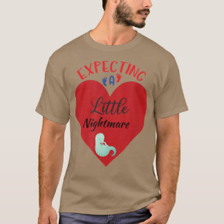 Een kleine Nightmare Dinosaur om mam Preg te zien T-shirt