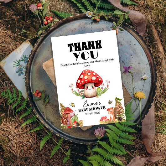 een kleine paddenstoel vlinder mot Baby shower Bedankkaart