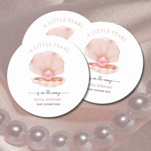 Een kleine parel is op de Weg Baby shower Ronde Sticker