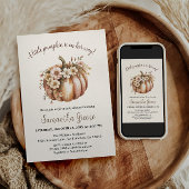 Een kleine pompoen babyschoeisel kaart