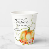 Een kleine pompoen is onderweg Baby shower Papieren Bekers (Voorkant)