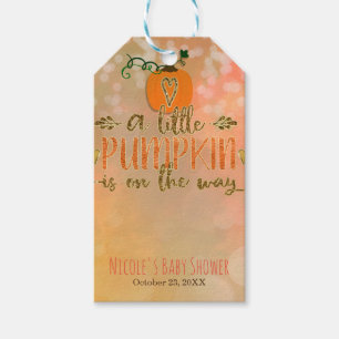 Een kleine pompoen is op de weg Herfst Baby shower Cadeaulabel