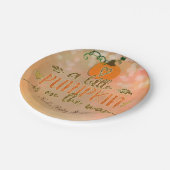 Een kleine pompoen is op de weg Herfst Baby shower Papieren Bordje (Gekanteld)