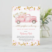 Een kleine pompoen rijden bij baby shower kaart (Staand voorkant)