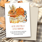 Een kleine pompoen Rustic Halloween verwachten Aankondiging