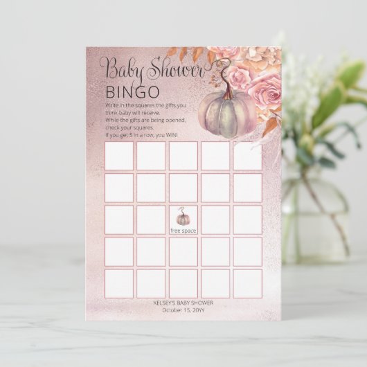 Een kleine pompoen stoot roze Baby Bingo Kaart op (Staand voorkant)