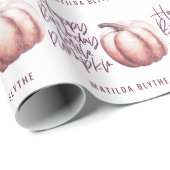 Een kleine pompoenflorale herfst verjaardagsfeest cadeaupapier (Rol Hoek)