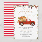 Een kleine rode pompoen vrachtwagen herfst baby sh kaart (Voorkant / Achterkant)