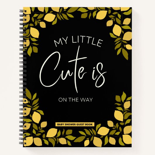 Een kleine snee is onderweg naar het Baby shower. Notitieboek (Voorkant)