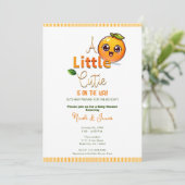 Een kleine stropdas is op weg naar Oranje Baby sho Kaart (Staand voorkant)